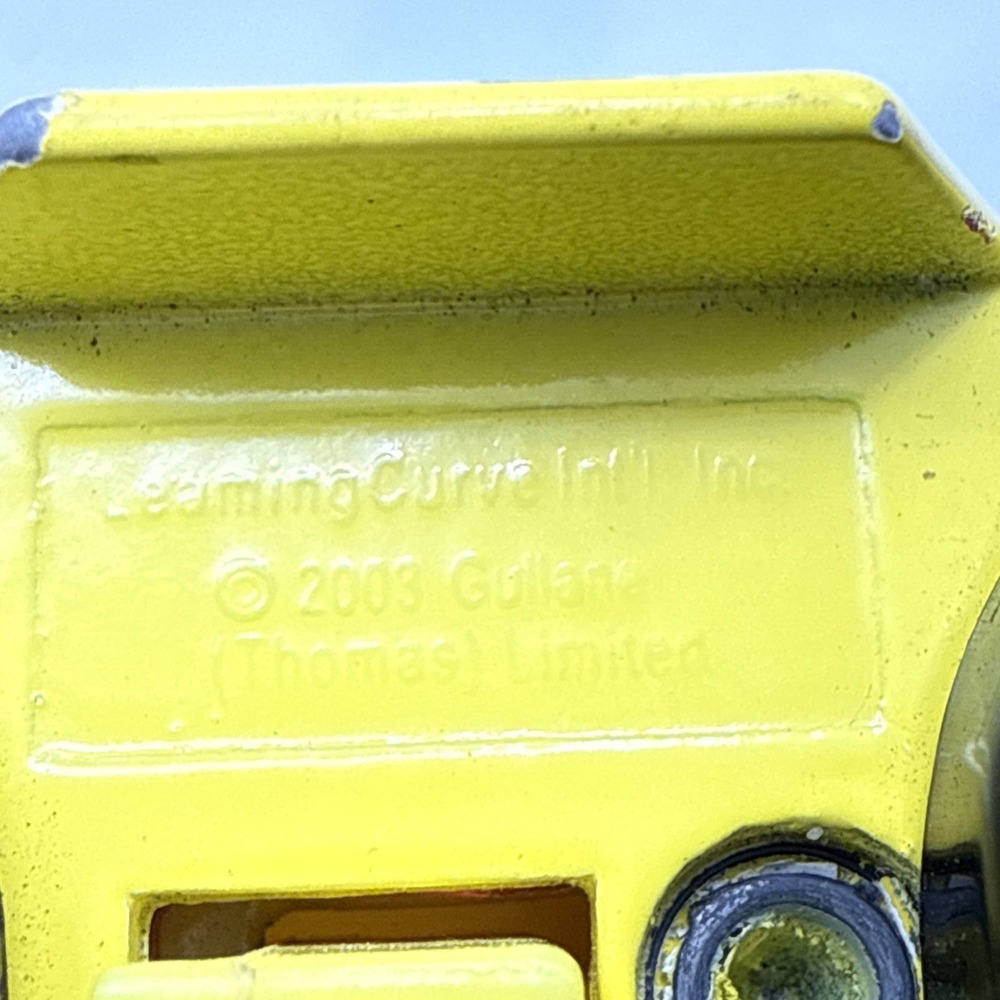 Thomas & Friends Take Along Lot Sodor Oil Company & Orange Grove Train Cars 2003 - Picture 10 of 12
